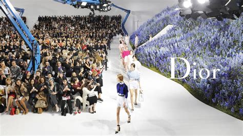 Dior fashion show landscape